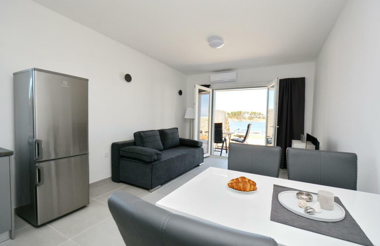 Apartments Piazza Nin Luaran gambar