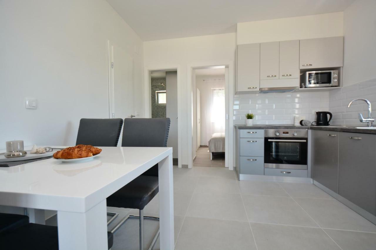 Apartments Piazza Nin Luaran gambar